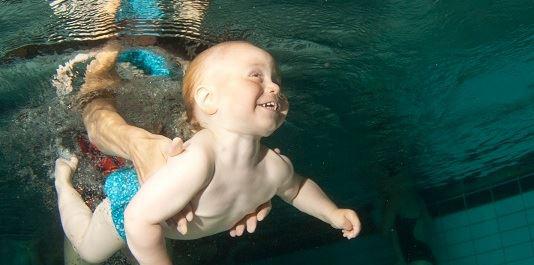 Unterwasser-Baby-Shooting